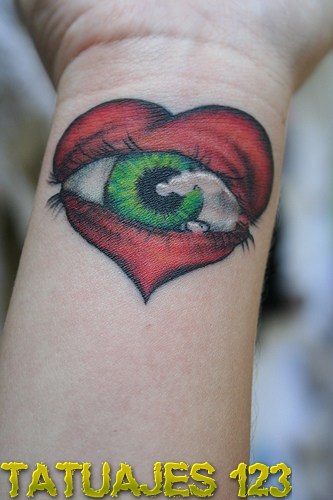 Resultado de imagen para corazon tatuajes