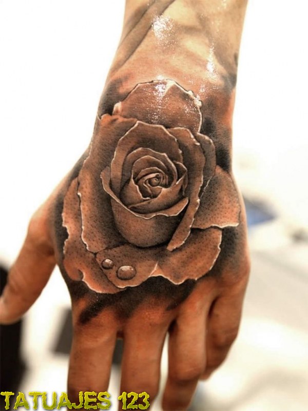 Rosa 3D en la mano